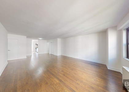 East 89th Street - Photo 1
