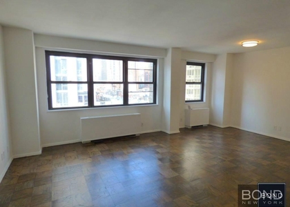 East 89th Street - Photo 1