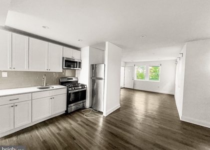 274 S 58th Street - Photo 1