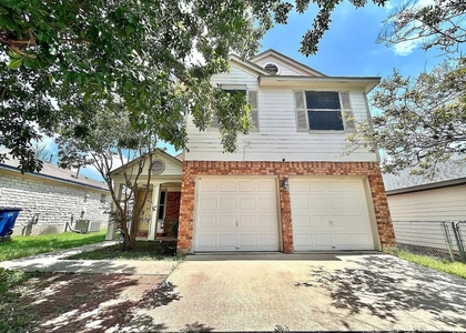 806 Minturn Ln - Photo 1