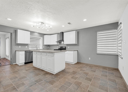 705 Holly Springs Court - Photo 1