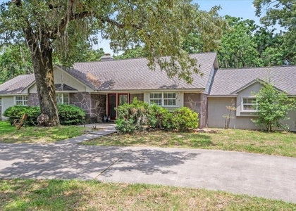 9502 Rolling Oaks Drive - Photo 1