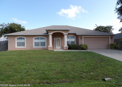 483 Entrada Street Se - Photo 1