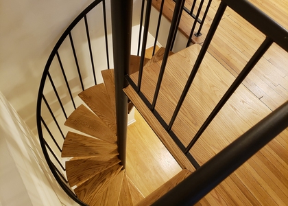 West 52nd Street - Photo 1