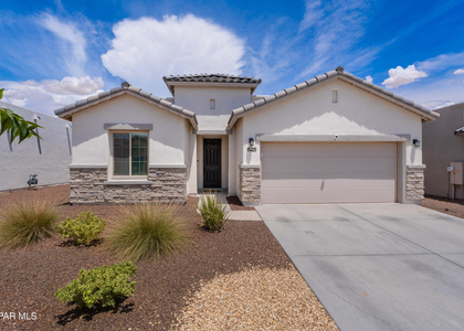 828 Paseo Solar Drive - Photo 1