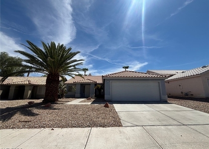 7717 White Grass Avenue - Photo 1