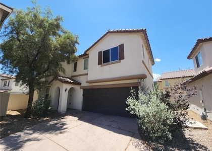 8253 Wildwood Glen Drive - Photo 1
