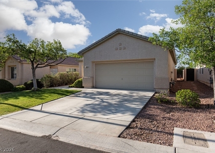 10991 Pumpkin Ridge Avenue - Photo 1