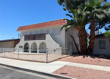 818 S 7th Street - Photo 1