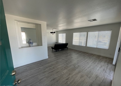 1521 Linnbaker Lane - Photo 1