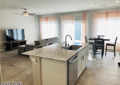 7867 Pink Opal Avenue - Photo 1