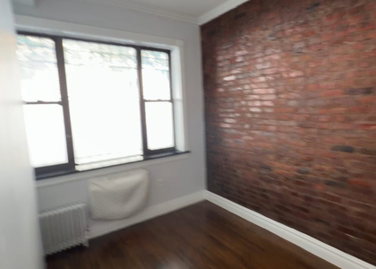 410 East 10th Street - Photo 1