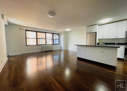 E 82 St - Photo 1