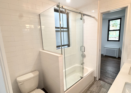 East 72 Street - Photo 1