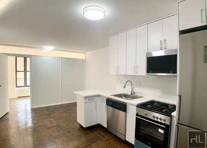 East 35 Street - Photo 1