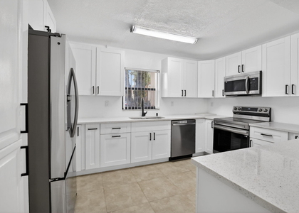 11556 Nw 1st Street - Photo 1