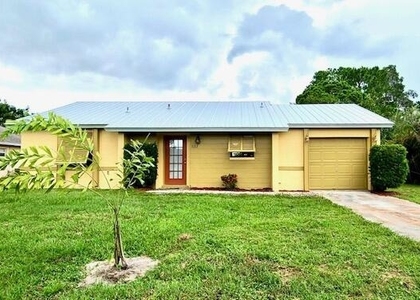 533 Sw Carter Avenue - Photo 1
