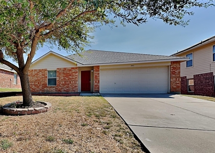4941 Water Ridge Lane - Photo 1