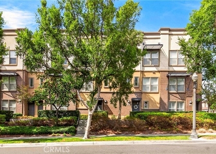 2256 Clark - Photo 1
