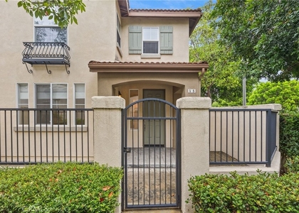 15 Ballard - Photo 1