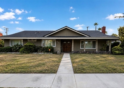 1753 N San Antonio - Photo 1