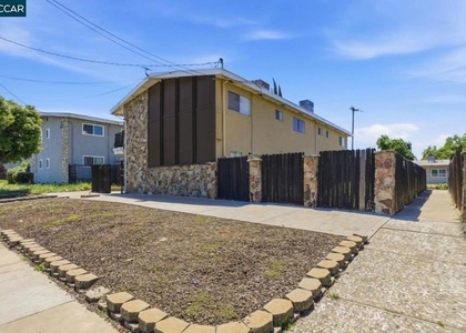 3513 Fairview - Photo 1