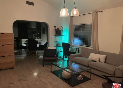 643 N Vista St - Photo 1