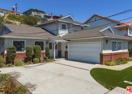 4513 Wawona Street - Photo 1