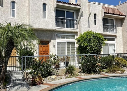 5401 Zelzah Avenue - Photo 1