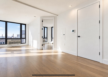 4th Avenue - Photo 1
