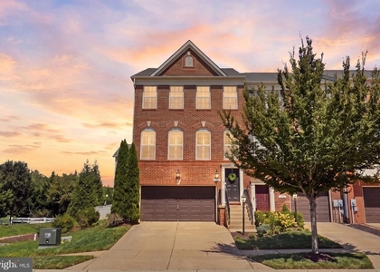 11360 Sandhurst Place - Photo 1