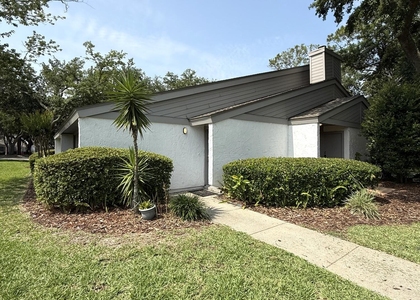 1033 Sea Hawk Drive - Photo 1