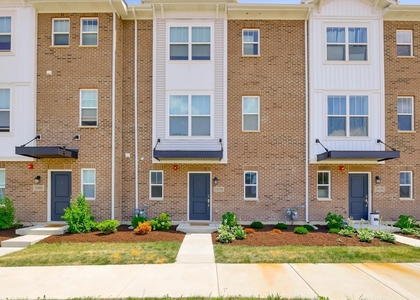 1078 Bogart Street - Photo 1