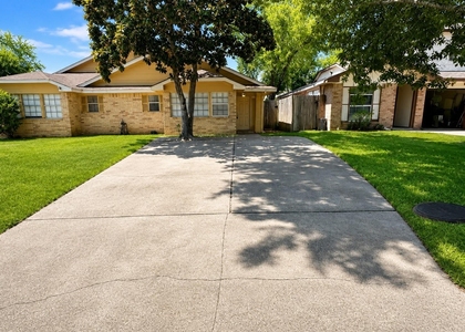 22413 Tree House Lane - Photo 1