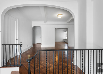 Central Park West - Photo 1