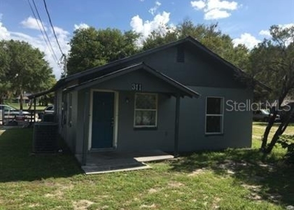 311 E Magnolia Street - Photo 1