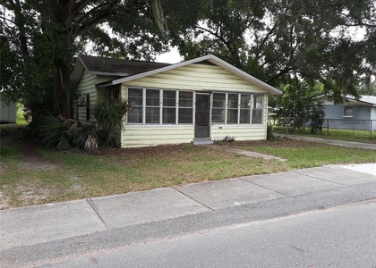 403 Walnut Street - Photo 1