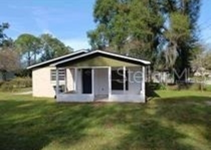1049 Terry Avenue S - Photo 1