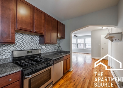 4419 North Wolcott Avenue - Photo 1