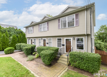 612 Black Rock Turnpike - Photo 1