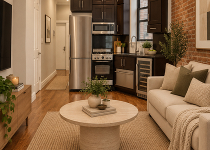 246 Mott Street - Photo 1
