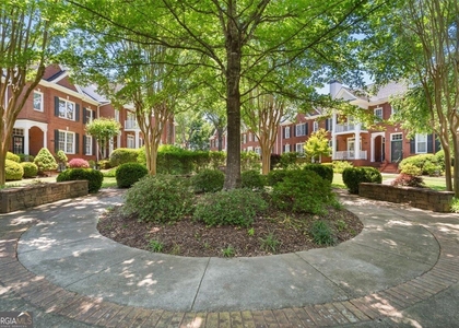 4372 Paces Point Circle Se - Photo 1