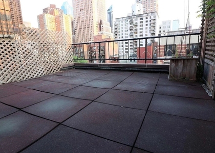 365 West 52nd Street - Photo 1