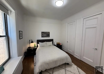 West 72 Street - Photo 1
