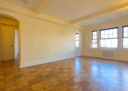 Christopher Street - Photo 1