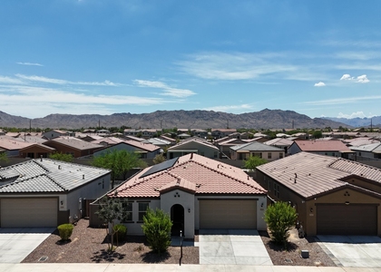 2413 W Sunland Avenue - Photo 1
