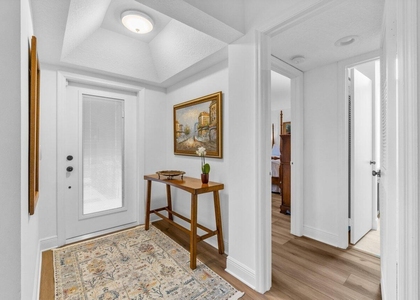 401 Brackenwood Lane S - Photo 1