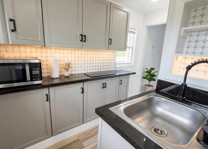 825 Truman Street - Photo 1