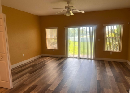3016 Nw 30th Avenue - Photo 1
