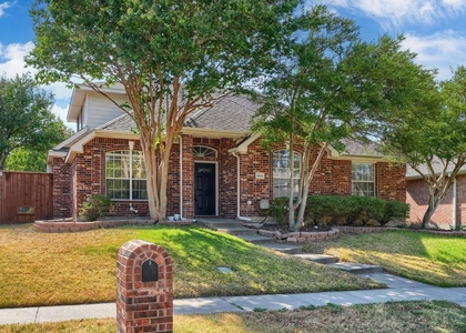 3912 Releigh Court - Photo 1